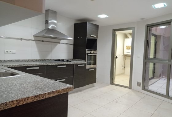 Wiederverkauf - Apartment - Alicante - Center