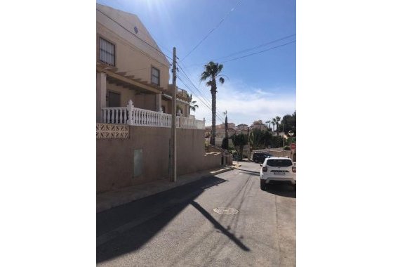 Resale - Apartment - Orihuela Costa - El Galan