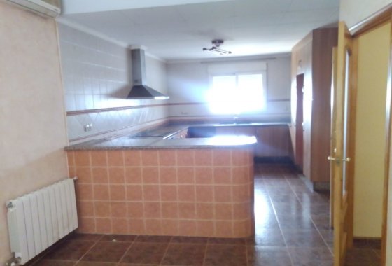 Resale - Townhouse - La Pobla del Duc - Pobla del Duc