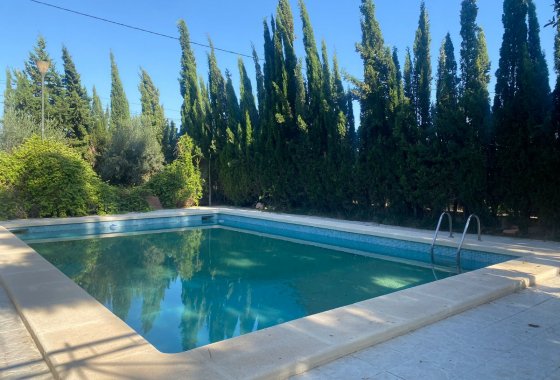 Resale - Villa - Elche - Las Bayas