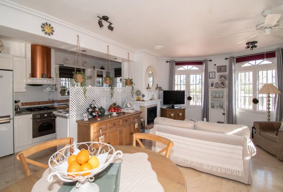 Resale - Villa - Orihuela Costa - Los Dolses