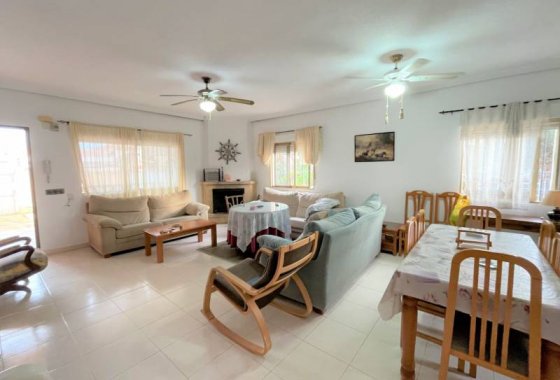 Resale - Villa - Los Alcazares - La Bahia Bella