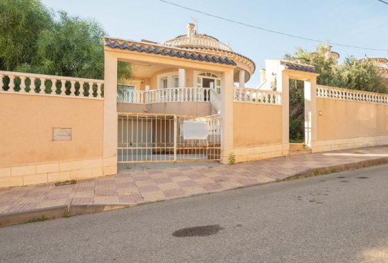 Resale - Villa - Jacarilla - Vistabella