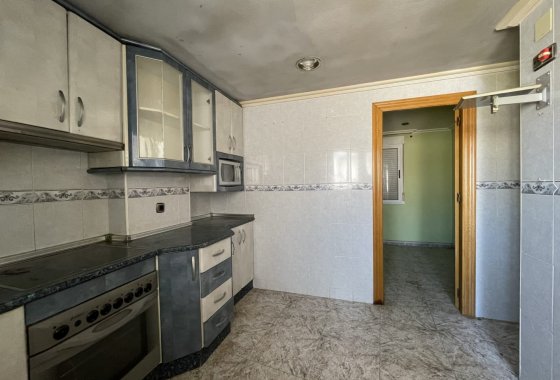 Resale - Apartment - Crevillente