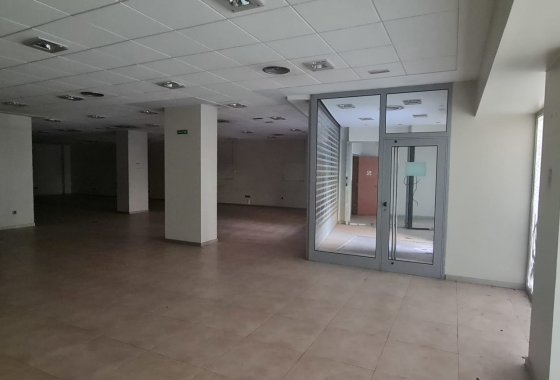 Reventa - Comercial - Alicante - Luceros