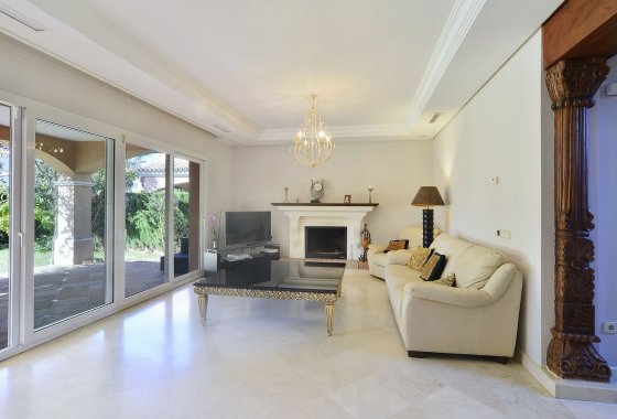 Reventa - Villa - Marbella - Nueva Andalucía