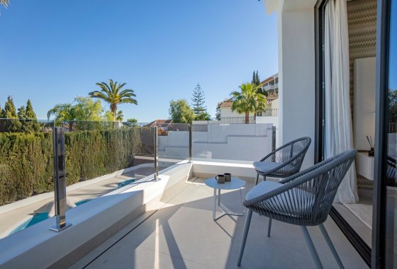 Resale - Villa - Marbella - Nueva Andalucía