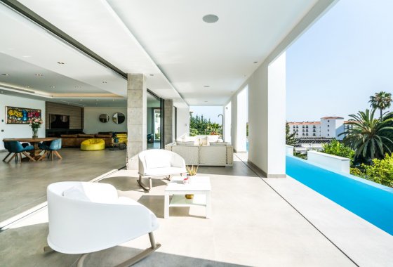 Wiederverkauf - Villa - Marbella - Nueva Andalucía