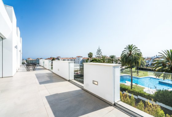 Resale - Villa - Marbella - Nueva Andalucía