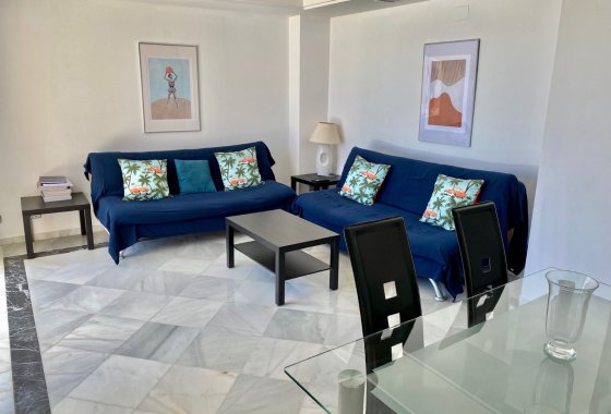 Resale - Apartment - Marbella - Puerto Banús