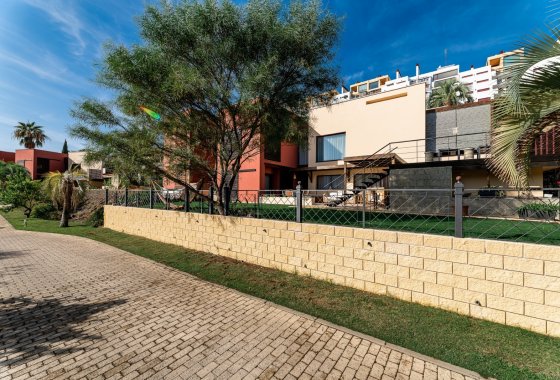 Resale - Townhouse - Estepona - Selwo