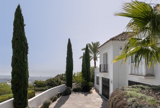 Resale - Villa - Marbella - Los Monteros