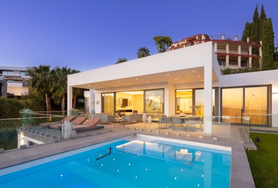 Resale - Villa - Benahavis - La Quinta