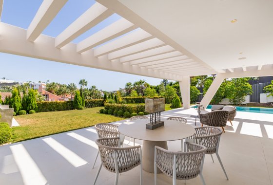 Wiederverkauf - Villa - Marbella - Nueva Andalucía