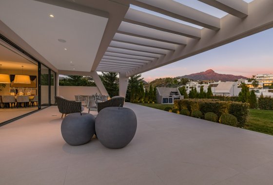 Reventa - Villa - Marbella - Nueva Andalucía