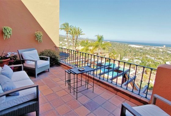 Reventa - Apartment - Marbella - Nueva Andalucía