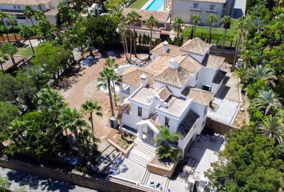 Resale - Villa - Marbella - Sierra Blanca