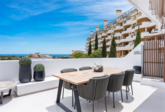 Resale - Apartment - Marbella - Nueva Andalucía