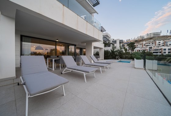 Resale - Apartment - Benahavis - La Quinta