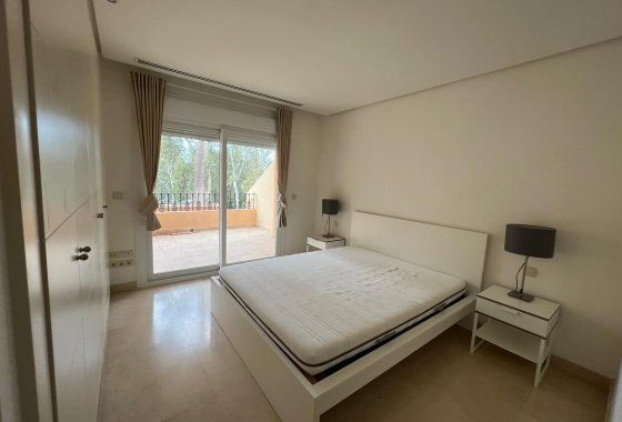 Wiederverkauf - Apartment - Marbella - Nueva Andalucía