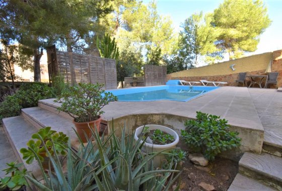 Resale - Villa - Orihuela Costa - Villamartín