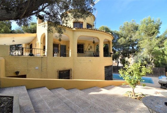 Resale - Villa - Orihuela Costa - Villamartín