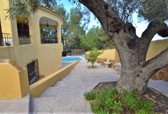 Resale - Villa - Orihuela Costa - Villamartín