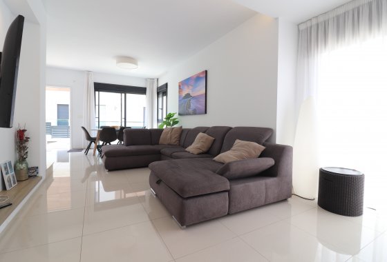 Resale - Villa - Ciudad Quesada - La Laguna