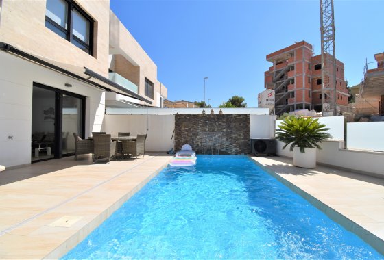 Resale - Villa - Orihuela Costa - Villamartín