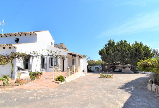 Resale - Villa - Orihuela Costa - Villamartín