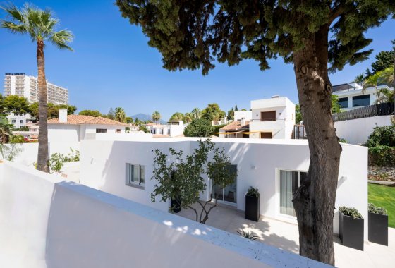 Wiederverkauf - Villa - Marbella - Nueva Andalucía