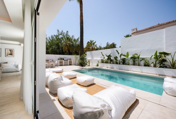 Wiederverkauf - Villa - Marbella - Nueva Andalucía