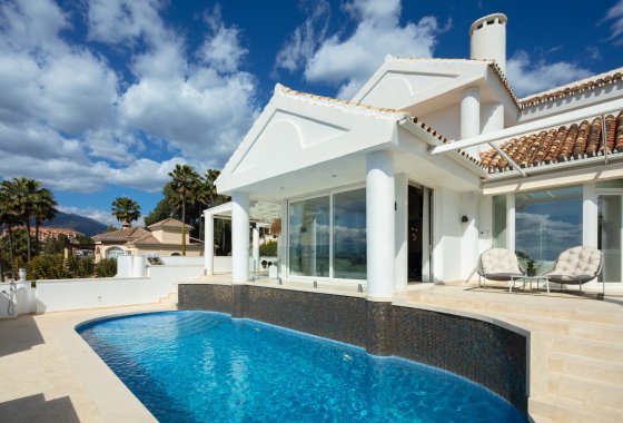 Resale - Villa - Marbella - Nueva Andalucía