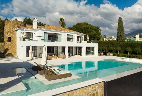 Wiederverkauf - Villa - Marbella - Nueva Andalucía