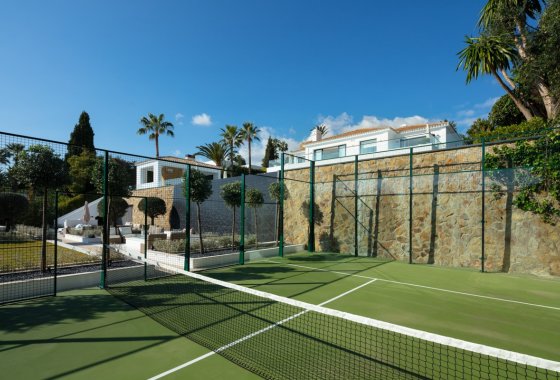 Wiederverkauf - Villa - Marbella - Nueva Andalucía