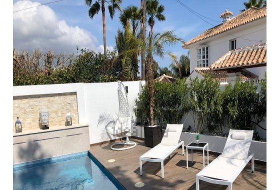 Resale - Villa - Marbella - San Pedro de Alcantara