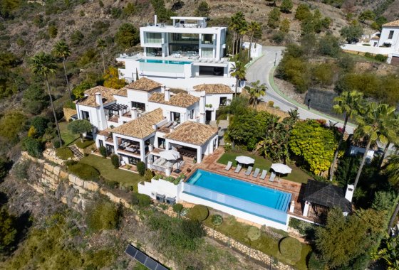 Resale - Villa - Benahavis - La Quinta