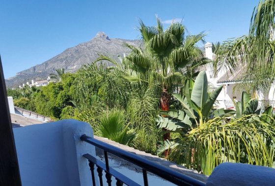 Resale - Townhouse - Marbella - Los Naranjos de Marbella