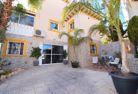 Resale - Villa - Orihuela Costa - Playa Flamenca