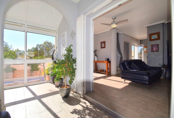 Resale - Villa - Orihuela Costa - Playa Flamenca