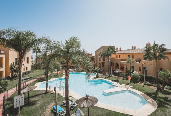 Resale - Apartment - Benahavis