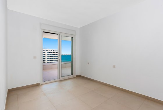 Resale - Apartment - Orihuela Costa - Punta Prima