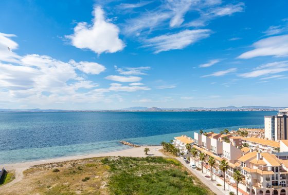 Resale - Apartment - La Manga del Mar Menor