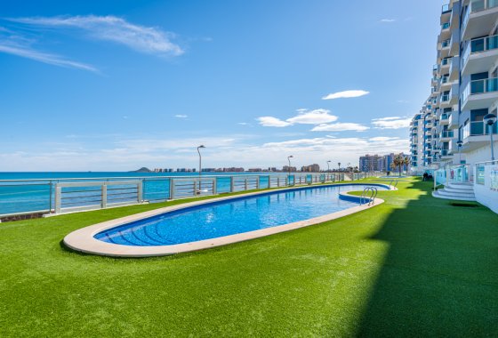 Resale - Apartment - La Manga del Mar Menor