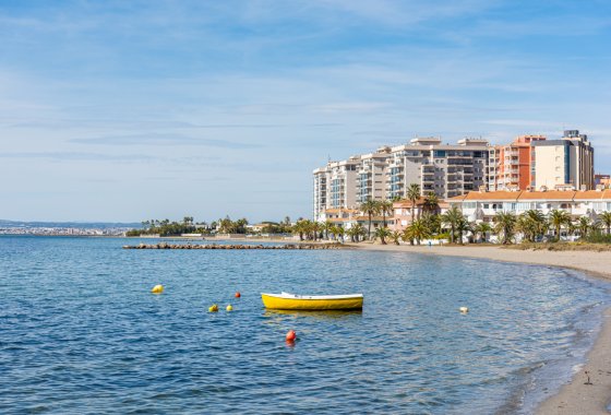 Resale - Apartment - La Manga del Mar Menor