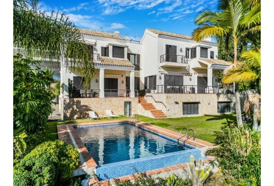 Resale - Villa - Benahavis - La Quinta