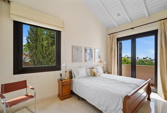 Resale - Villa - Benahavis - La Quinta