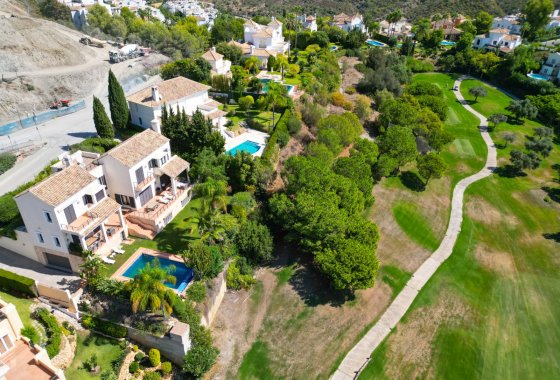 Resale - Villa - Benahavis - La Quinta