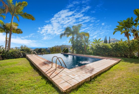 Resale - Villa - Benahavis - La Quinta