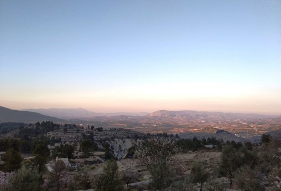 Wiederverkauf - Land - Benifallim